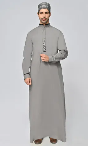 Buy Mens Islamic Embroidered Thobe/Jubba With Pockets And Kufi-Grey