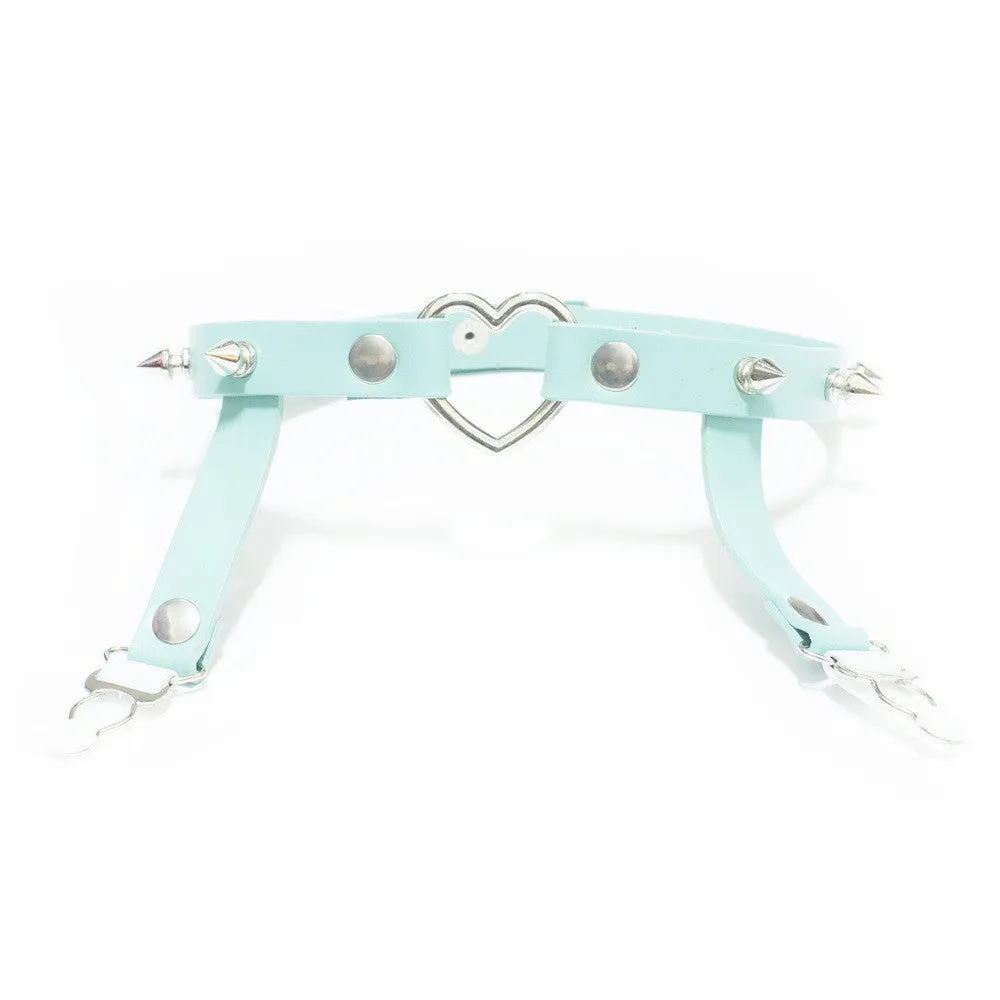 SPIKED HEART GARTER